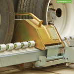 manual-wheel-lock-truck-safety-ulti-group-dock-systems (2)